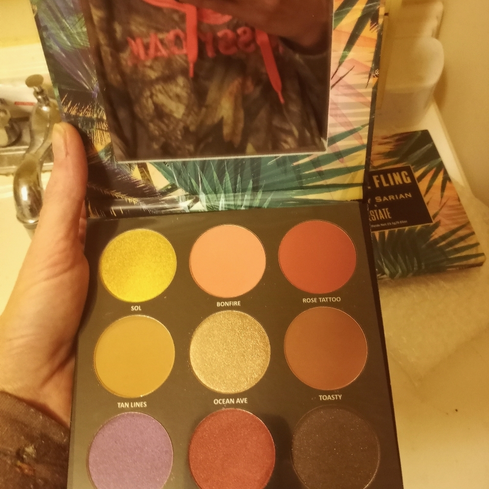 Eyeshadow pallet